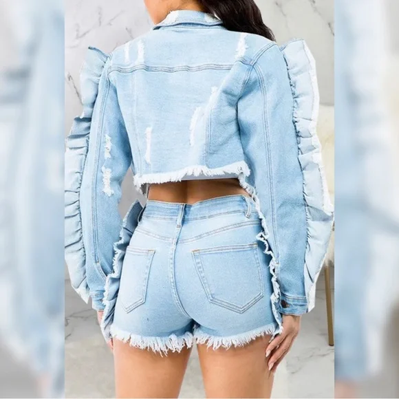 American Bazi Light Wash Cropped Denim Jacket Ruffle Sleeve Plus Size - Picture 3 of 4